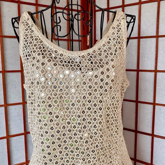 White House Black Market Tops - White House Black Market Ecru Lace Tank w/Lining